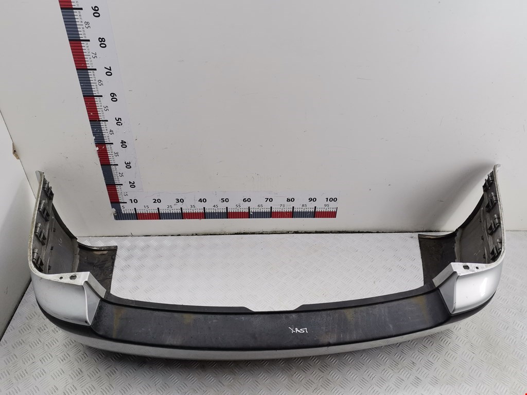 Бампер задний VOLKSWAGEN Golf IV 1997-2003