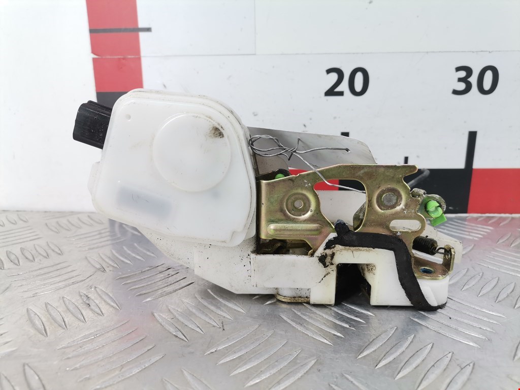 Замок двери задней правой MITSUBISHI Pajero Sport 1998-2008