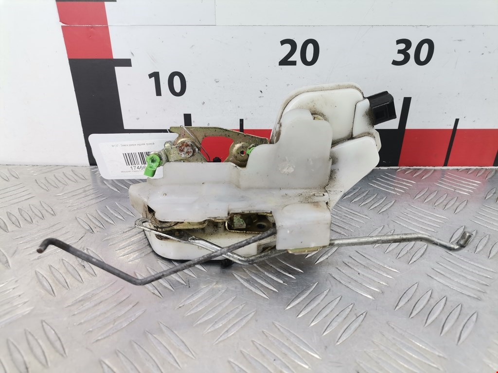 Замок двери задней правой MITSUBISHI Pajero Sport 1998-2008