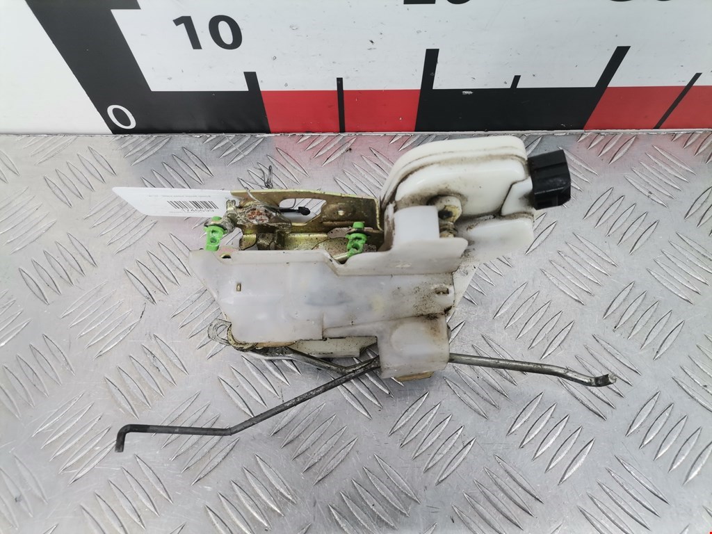 Замок двери задней правой MITSUBISHI Pajero Sport 1998-2008