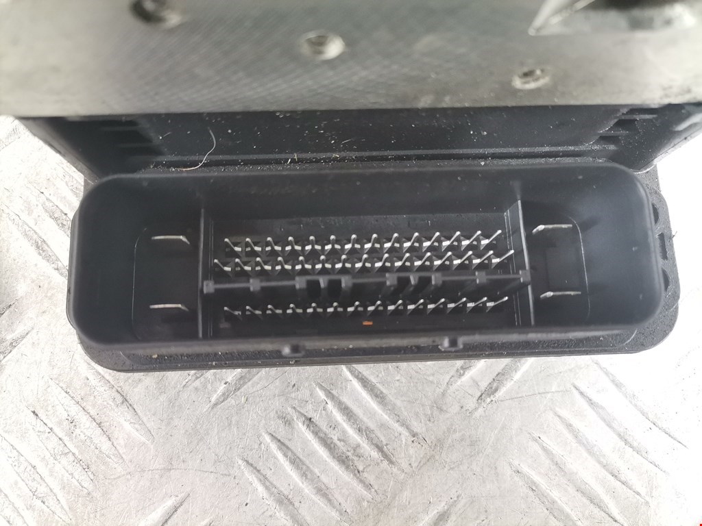 Блок ABS (насос) MERCEDES-BENZ CLS-Class C219 2004-2010