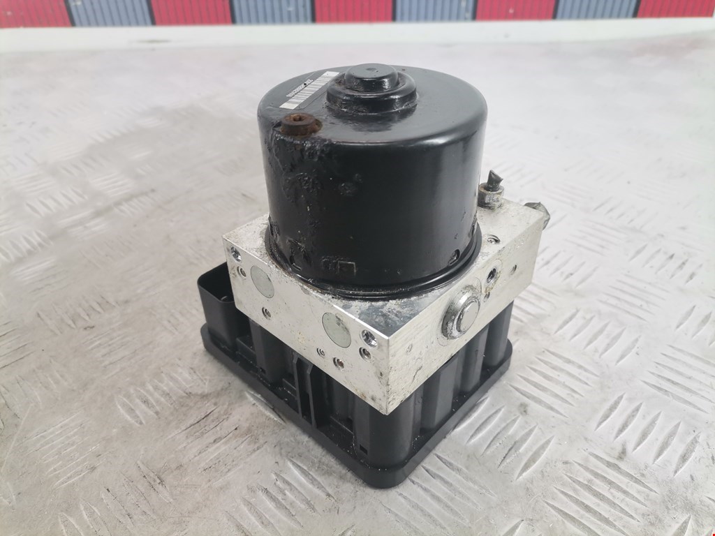 Блок ABS (насос) MITSUBISHI Outlander XL 2006-2012