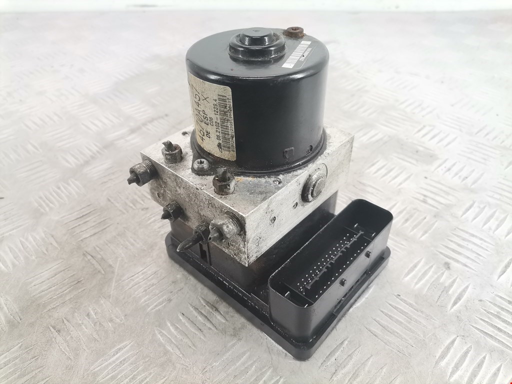 Блок ABS (насос) MITSUBISHI Outlander XL 2006-2012