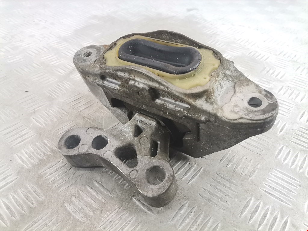 Подушка (опора) крепления двигателя Opel Zafira C (2011-2019)