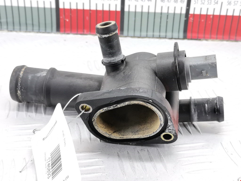 Тройник системы охлаждения VOLKSWAGEN Touran 2003-2010