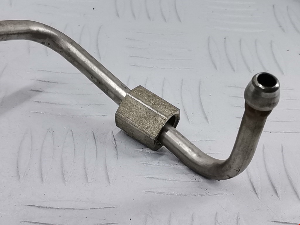 Трубка нагнетателя VOLKSWAGEN Touran 2003-2010