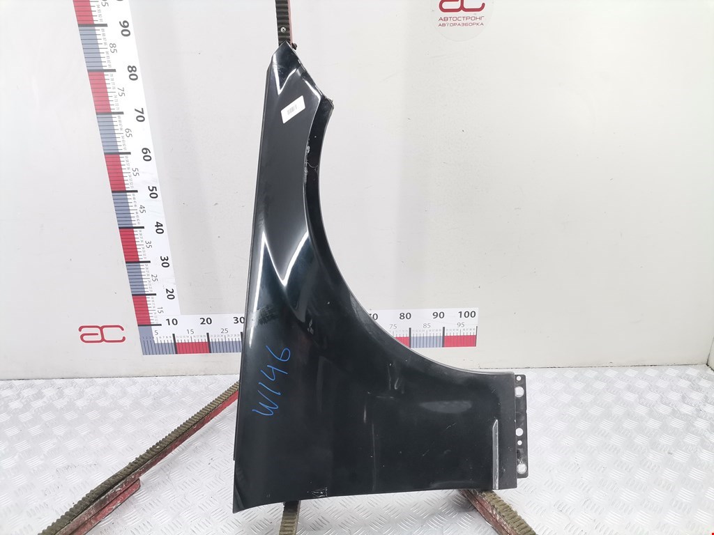 Крыло переднее правое MERCEDES-BENZ C-Class C-klasse W204 2007-2015