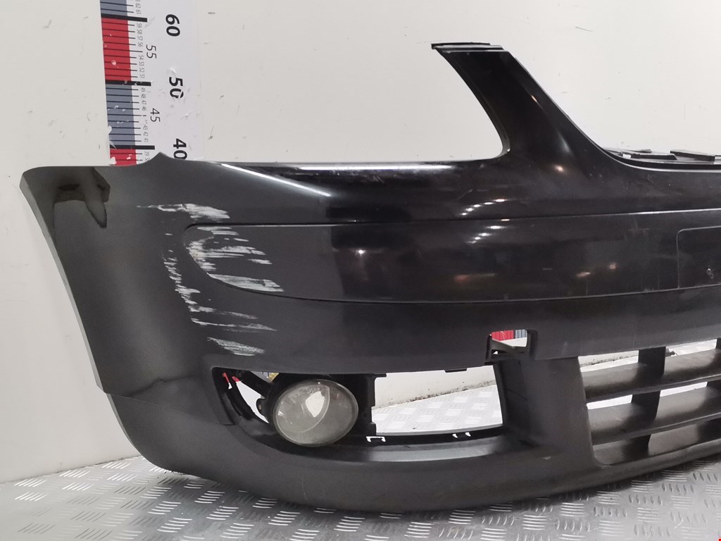 Бампер передний VOLKSWAGEN Touran 2003-2010