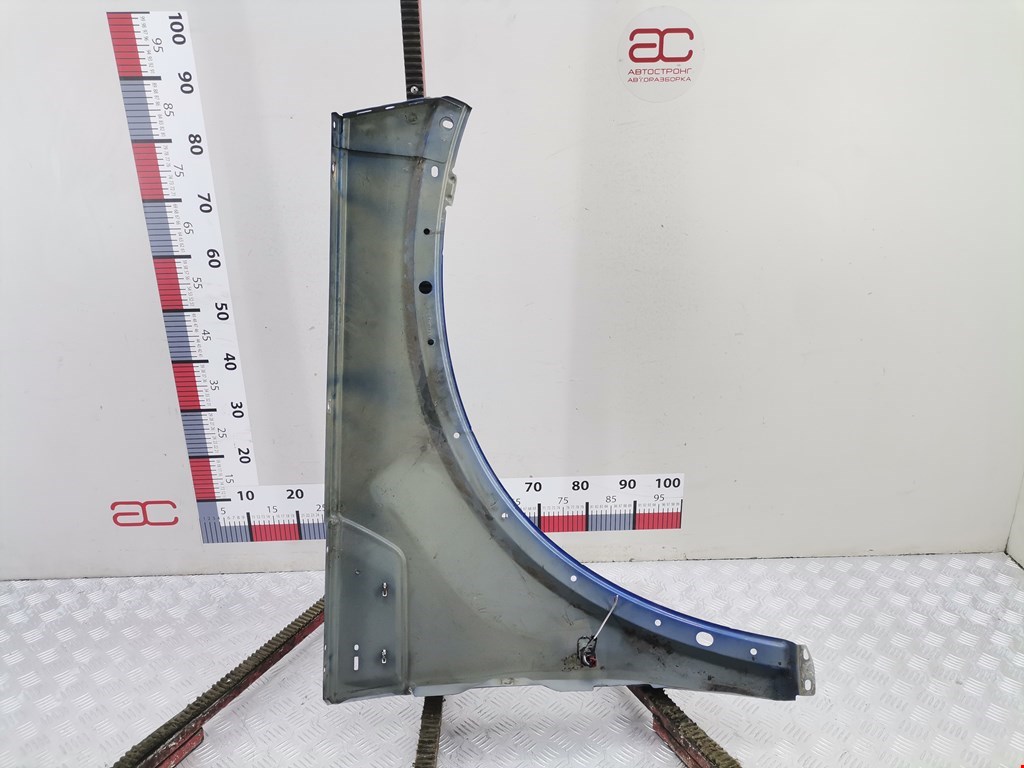 Крыло переднее левое DODGE Nitro 2006-2011