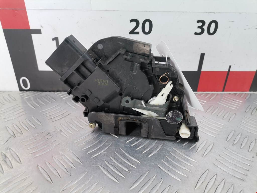Замок двери задней правой FORD C-MAX 2003-2010