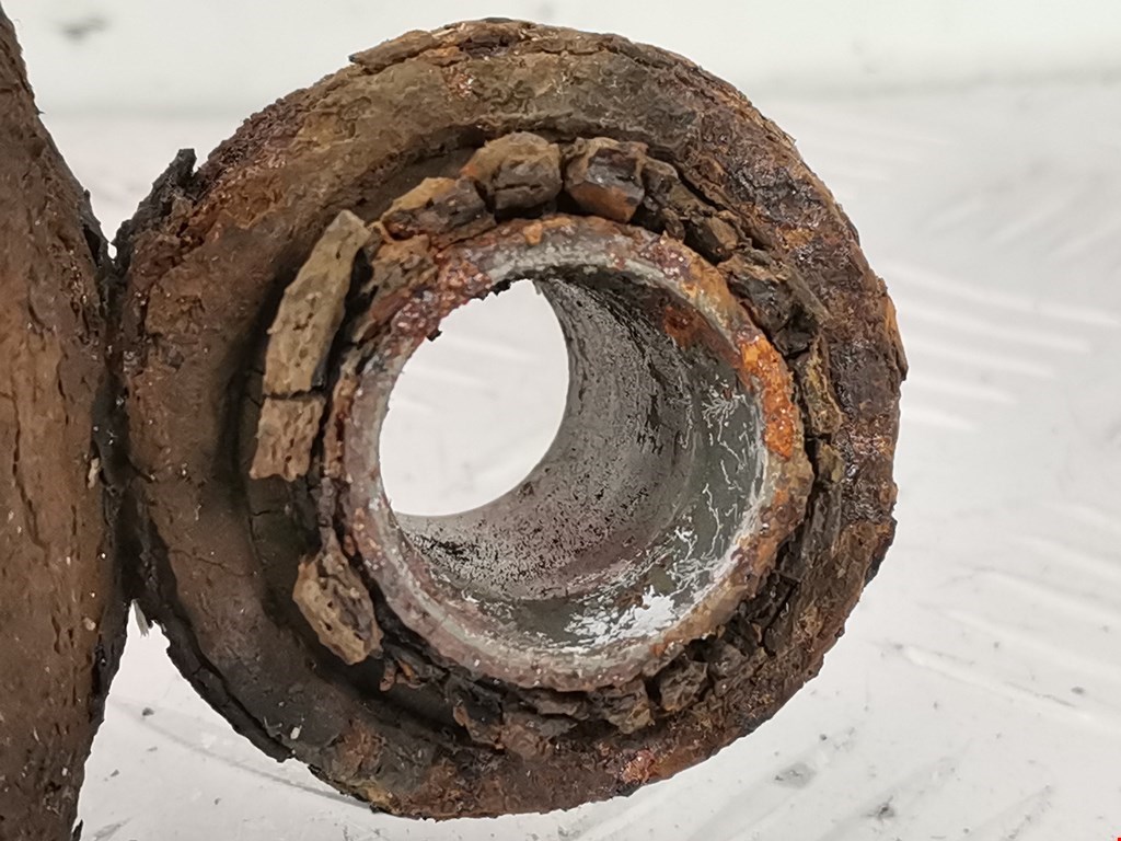 Амортизатор задний правый FORD Ranger 2006-2012