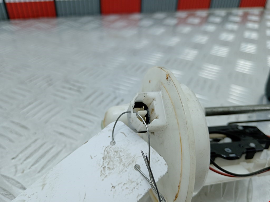 Датчик уровня топлива SUBARU Impreza 2007-2011