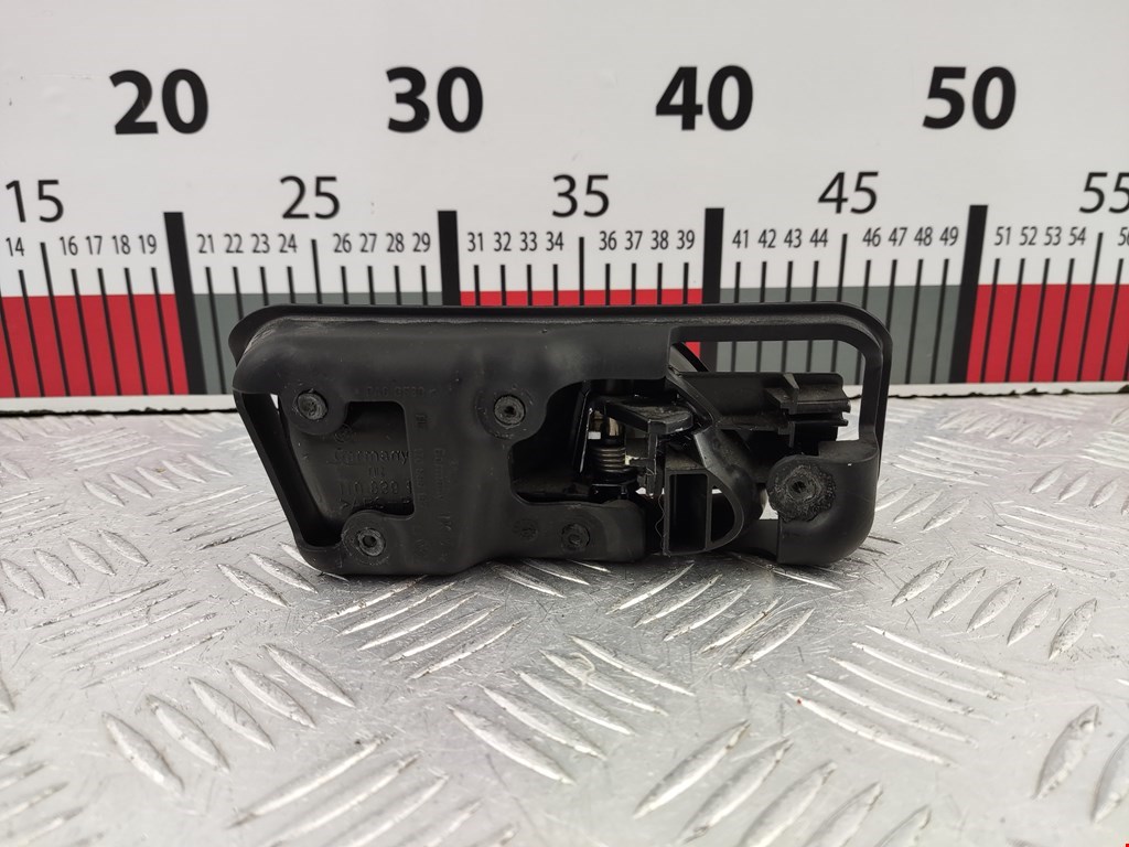 Ручка дверная задняя внутренняя левая VOLKSWAGEN Touran 2003-2010