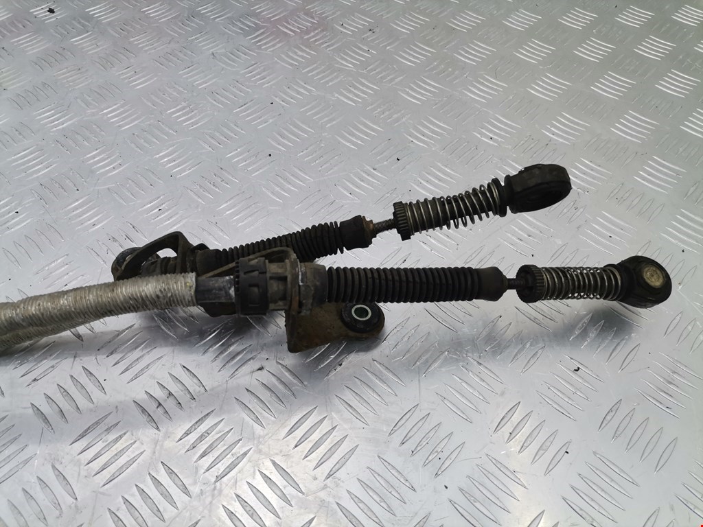 Кулиса (селектор) АКПП/МКПП в салоне SEAT Ibiza 2002-2008