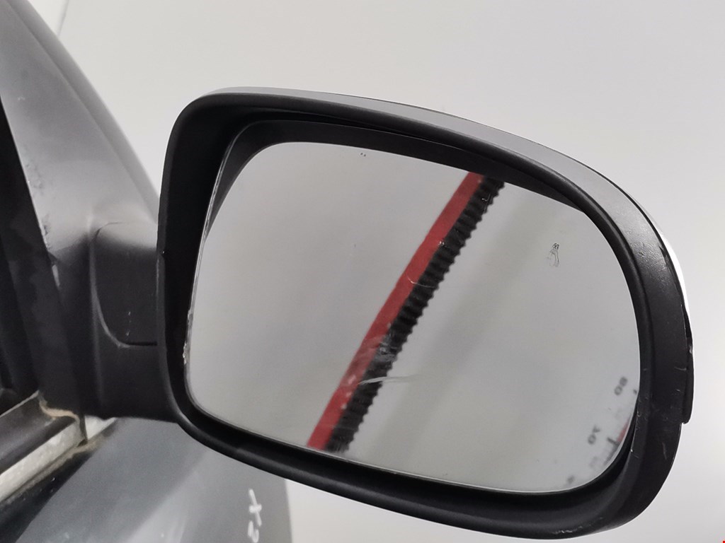 Дверь передняя правая OPEL Corsa C 2000-2006