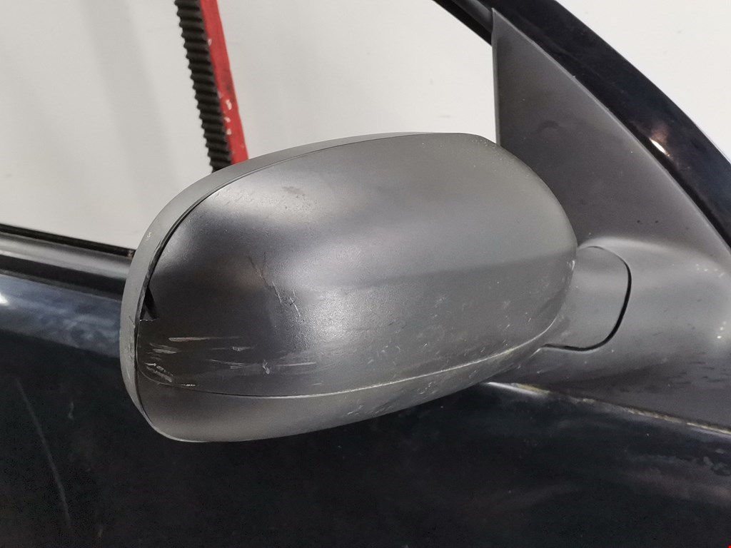 Дверь передняя правая OPEL Corsa C 2000-2006