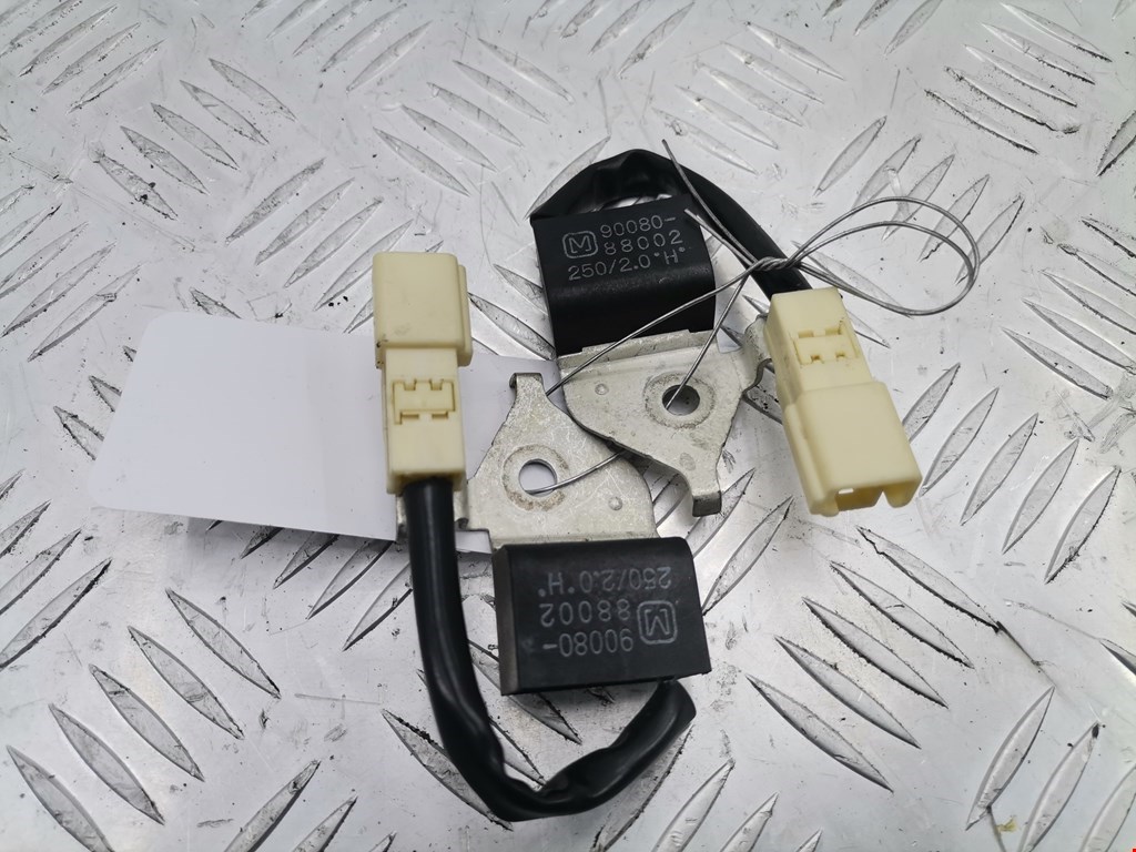 Реле TOYOTA Avensis 2003-2008