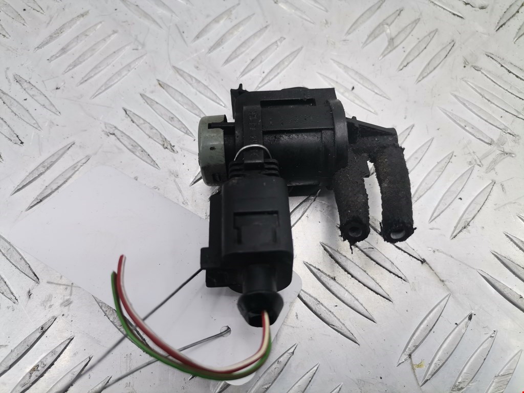 Клапан электромагнитный AUDI A4 B6 2001-2005