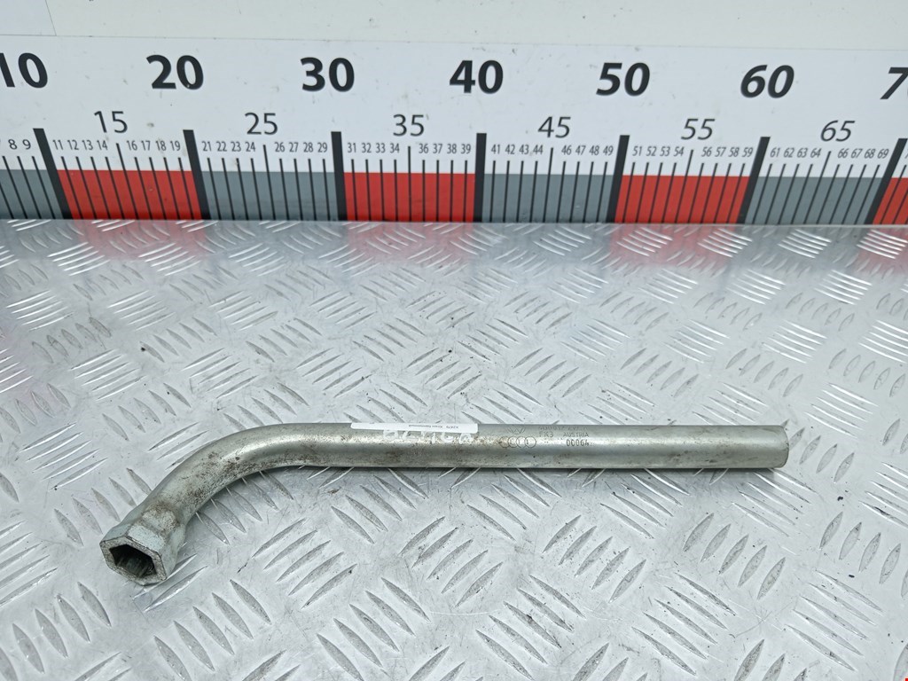 Ключ балонный VOLKSWAGEN Beetle A4 1997-2010