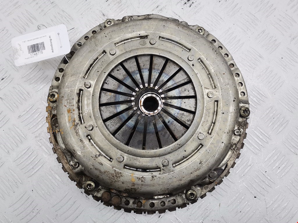 Маховик (демпфер сцепления) PEUGEOT Partner 1996-2009