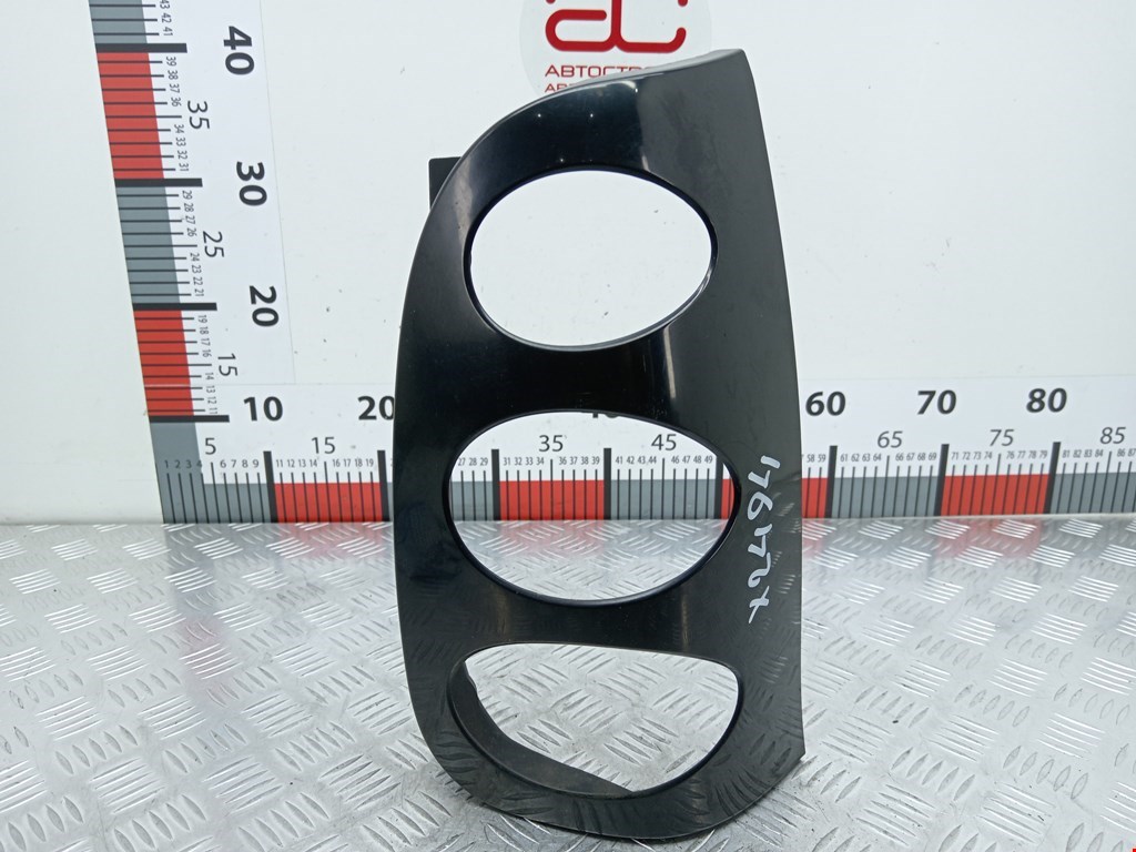 Накладка (планка) под фонарь правая Smart Fortwo(City) W450 (1998-2007)