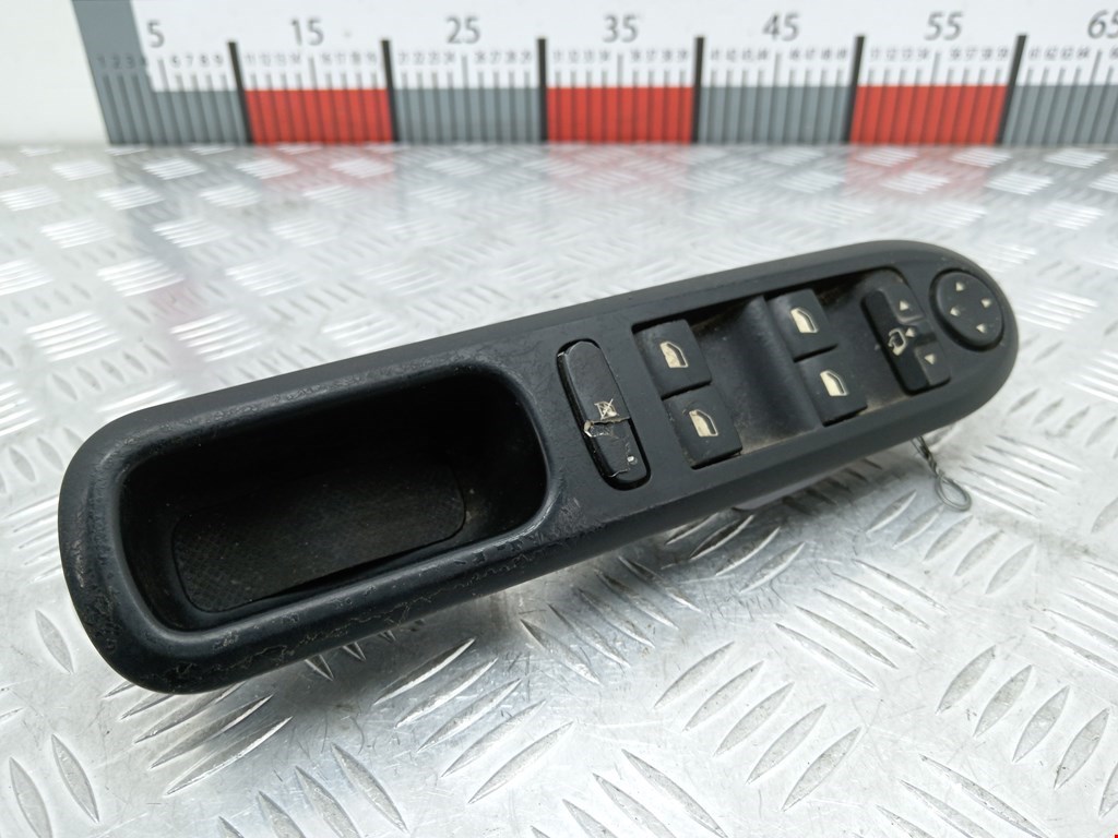 Блок управления стеклоподъемниками PEUGEOT 407 2004-2010