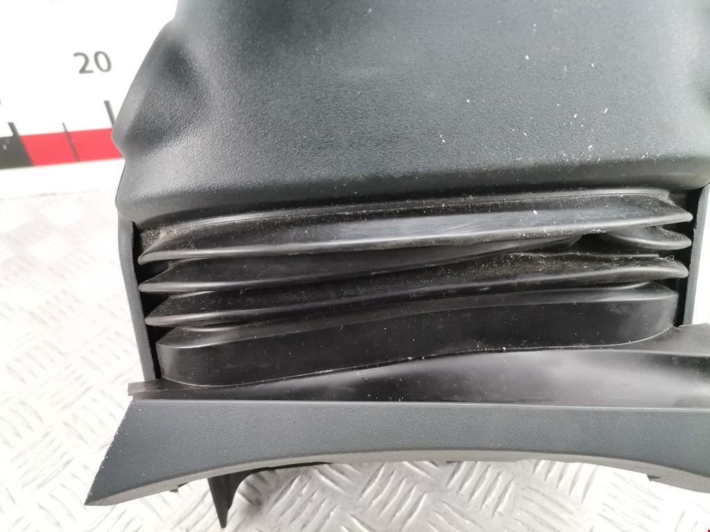 Кожух рулевой колонки FORD Fiesta 2008-2012