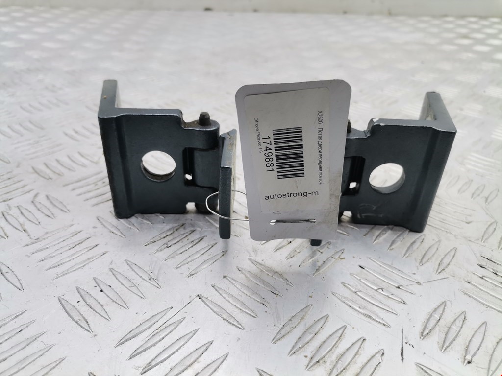 Петля двери передней правой Citroen Xsara Picasso (1999-2012)