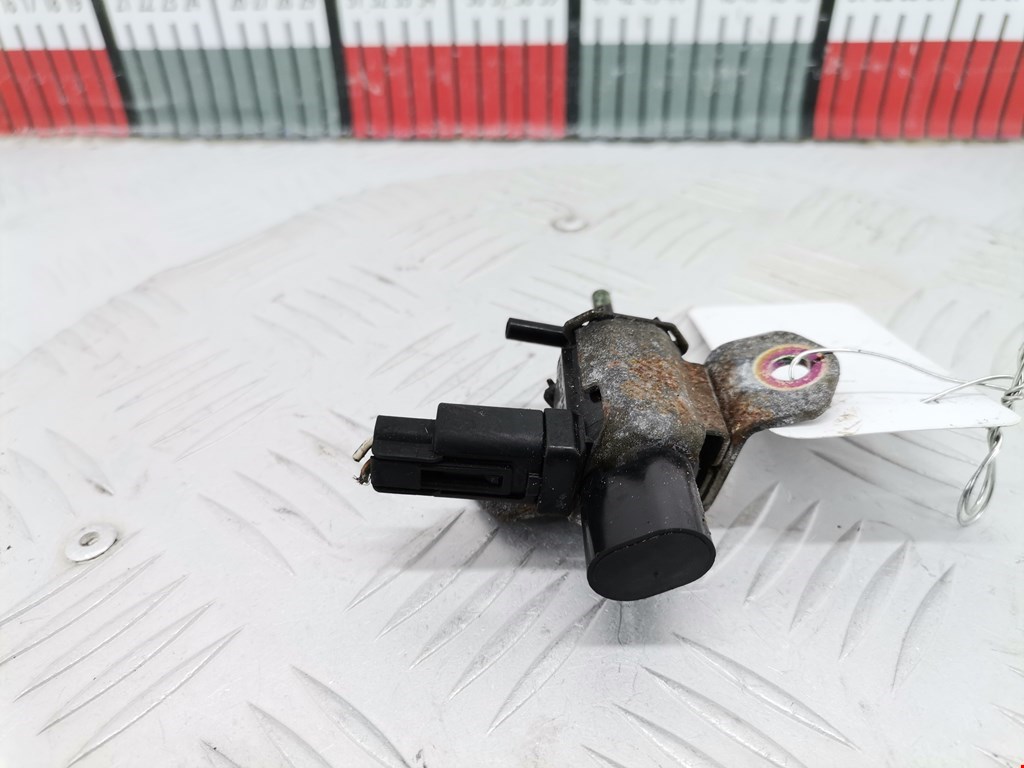 Клапан воздушного фильтра Ford Mondeo 3 (2000-2007)