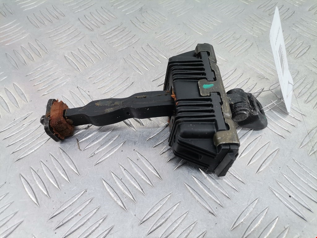 Ограничитель открывания двери BMW X5 E53 1999-2006