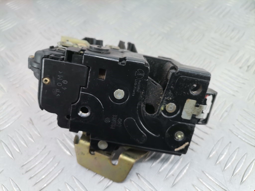 Замок двери задней левой AUDI A6 C5 1997-2004