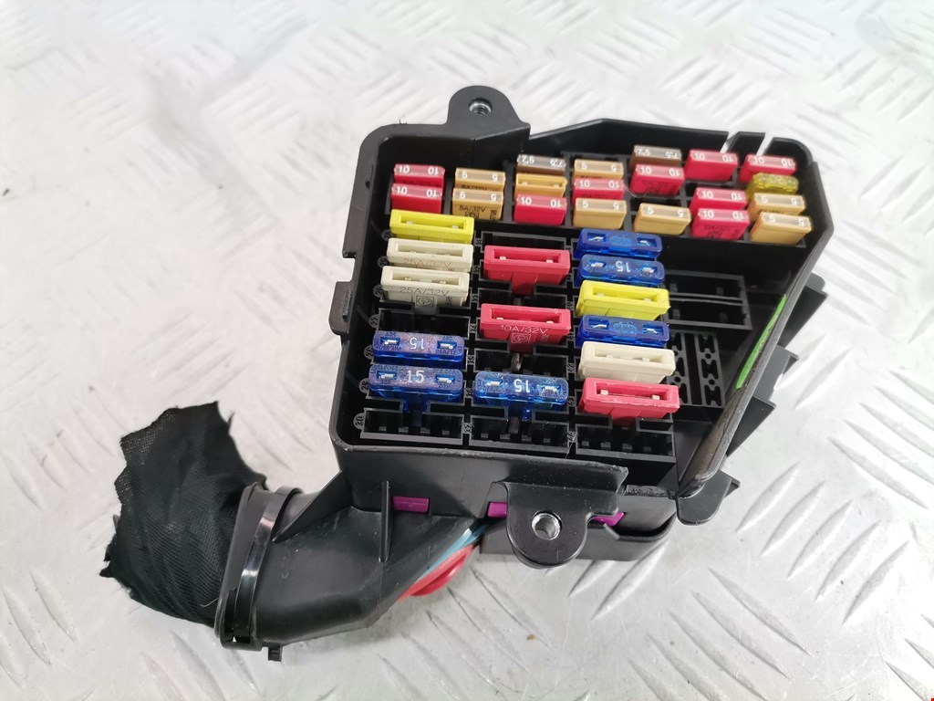 Датчик уровня в бачок омывателя VOLKSWAGEN Beetle A4 1998-2010