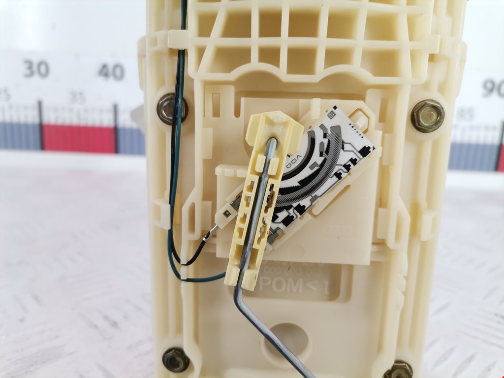 Насос топливный (электрический) VOLKSWAGEN Beetle A4 1998-2010