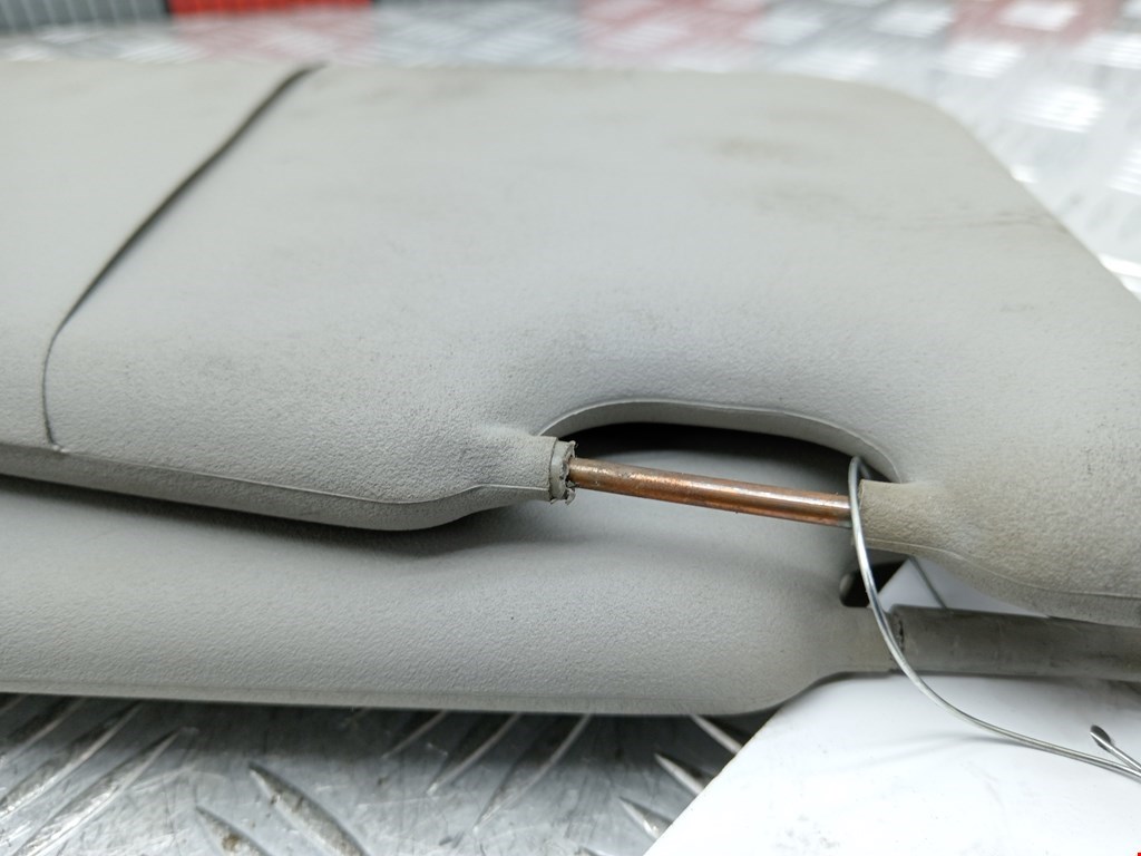 Козырек солнцезащитный FORD Fiesta 2001-2008