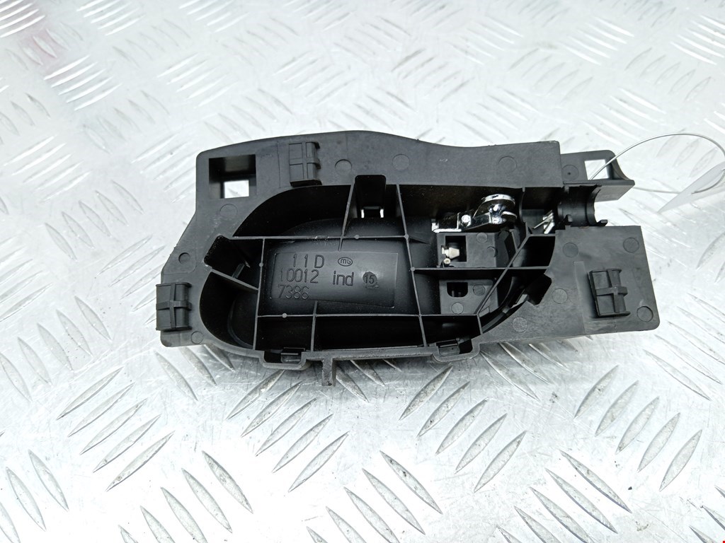 Ручка дверная задняя внутренняя правая PEUGEOT 407 2004-2010