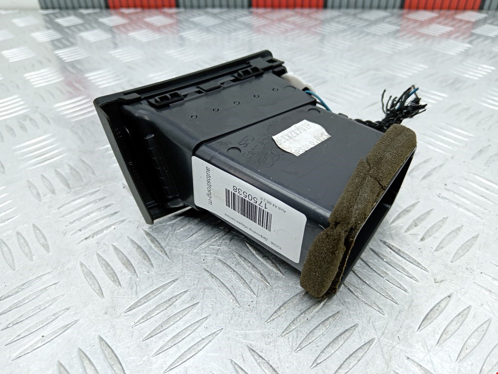 Дефлектор воздушный AUDI A4 B6 2001-2005