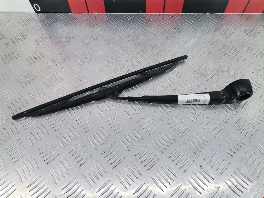 Поводок дворника задний (заднего) AUDI A4 B5 1995-2001