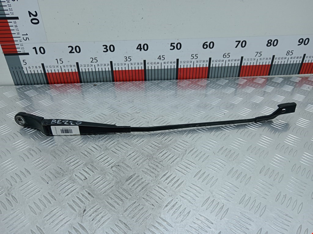 Поводок дворников передний левый/ правый PEUGEOT Partner 2008-2018