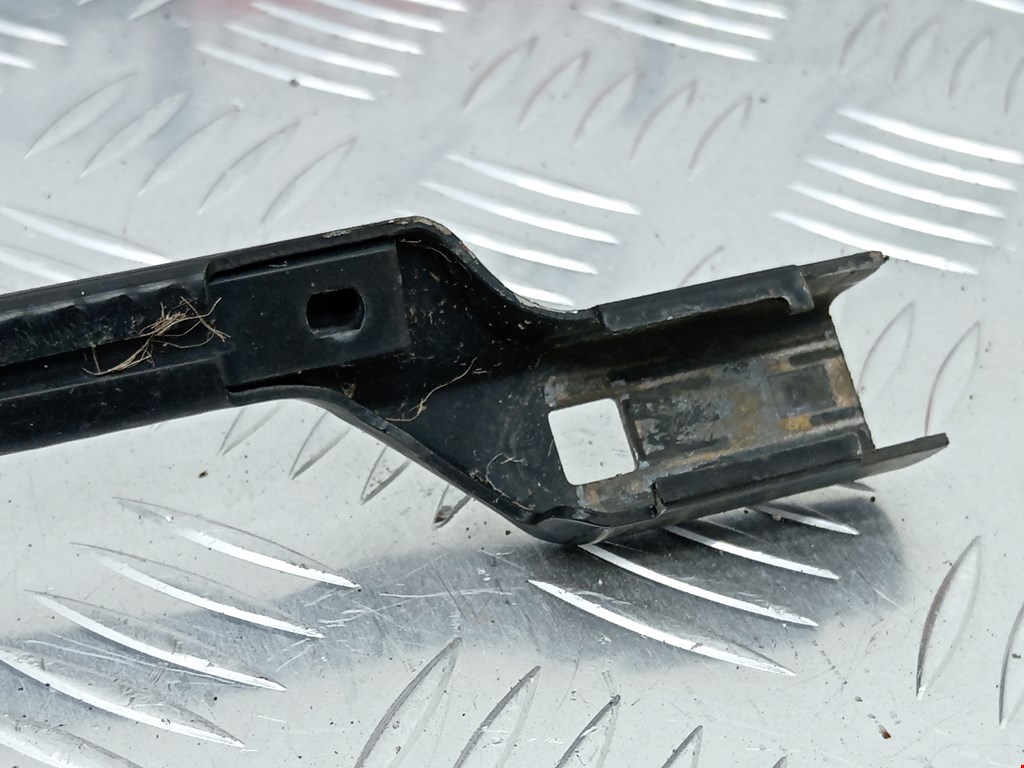 Поводок дворников передний левый/ правый PEUGEOT Partner 2008-2018