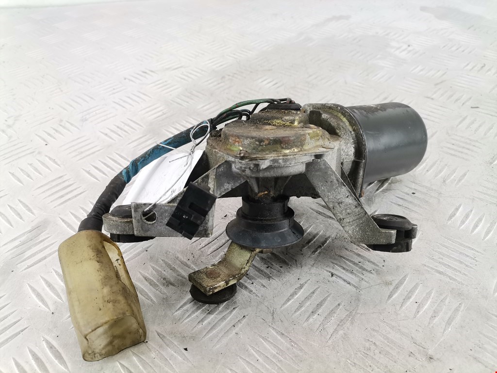 Моторчик стеклоочистителя передний SUBARU Legacy 1994-1999