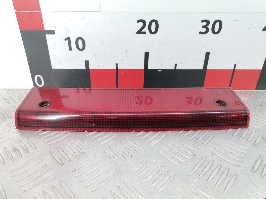 Фонарь дополнительный тормозной (стоп-сигнал) Ford C-MAX 1 (2003-2010)