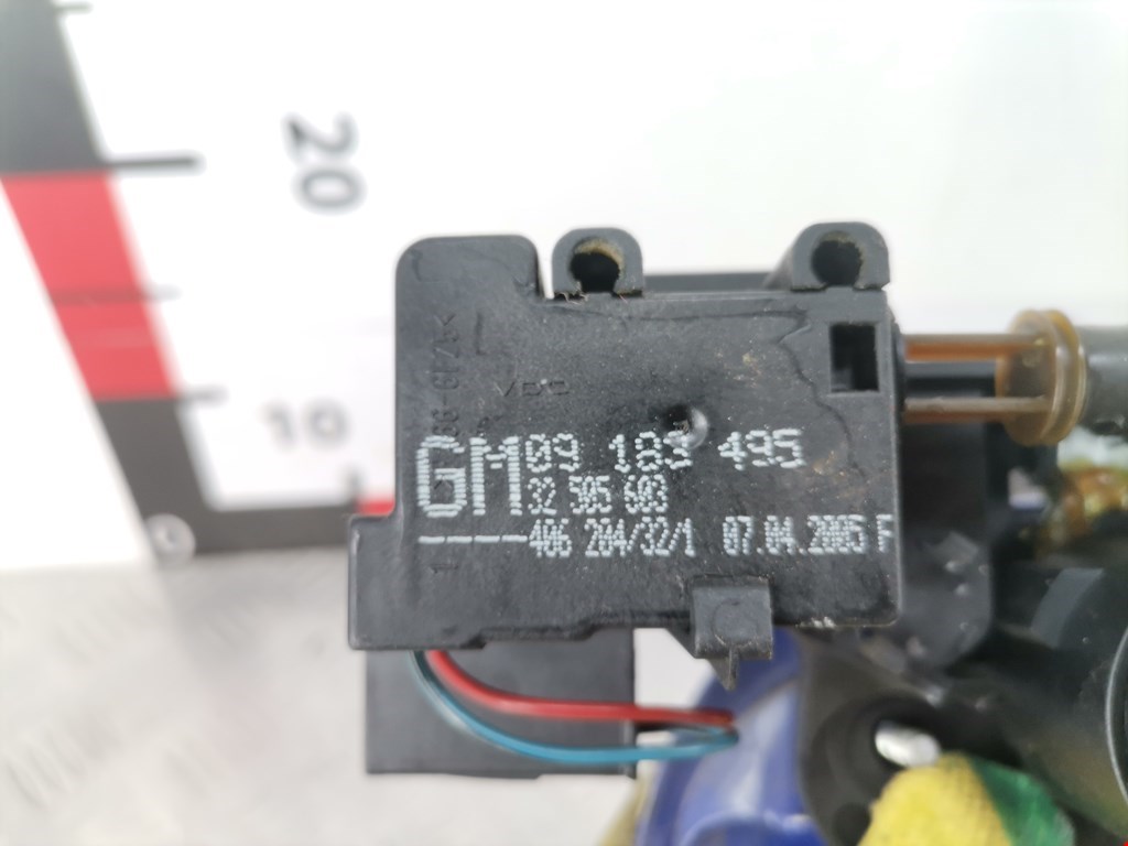 Ручка двери багажника наружная OPEL Meriva A 2003-2010