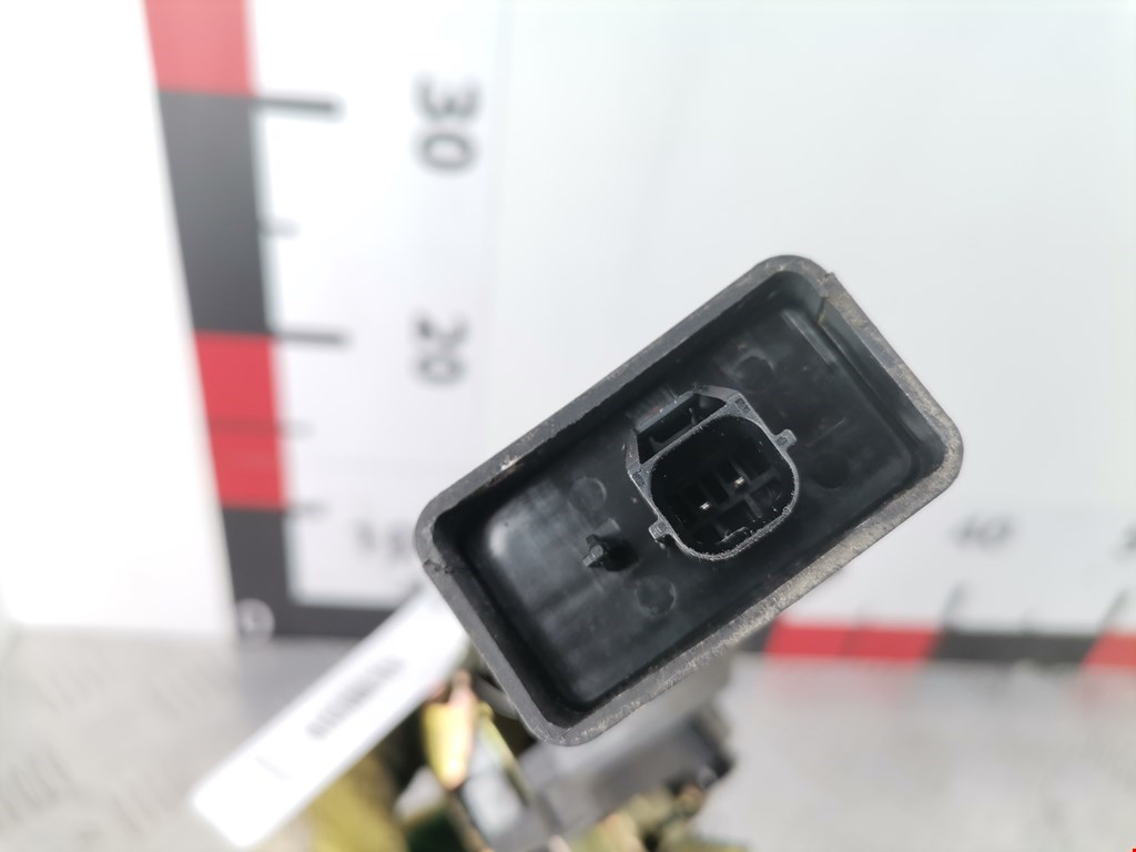 Замок двери задней левой MITSUBISHI Space Star 1999-2006