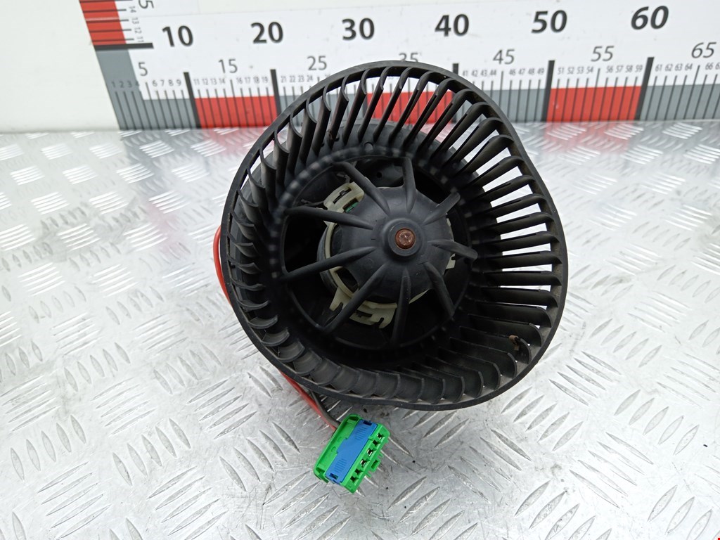 Моторчик (мотор) отопителя салона RENAULT Megane II 2002-2009