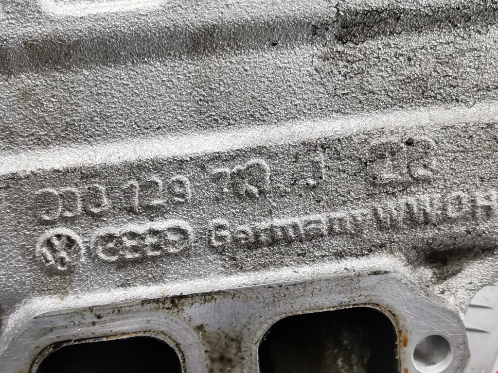 Коллектор впускной VOLKSWAGEN Bora 1998-2005