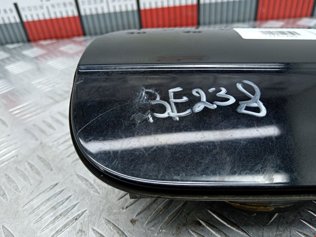 Лючок бензобака AUDI A6 C6 2004-2010