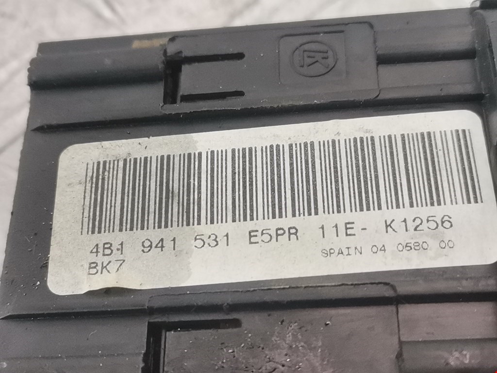 Переключатель света фар AUDI A6 C5 1997-2004