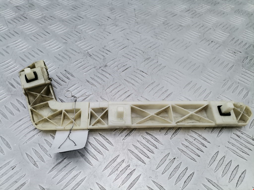 Кронштейн заднего бампера левый правый RENAULT Koleos HY 2008-2016