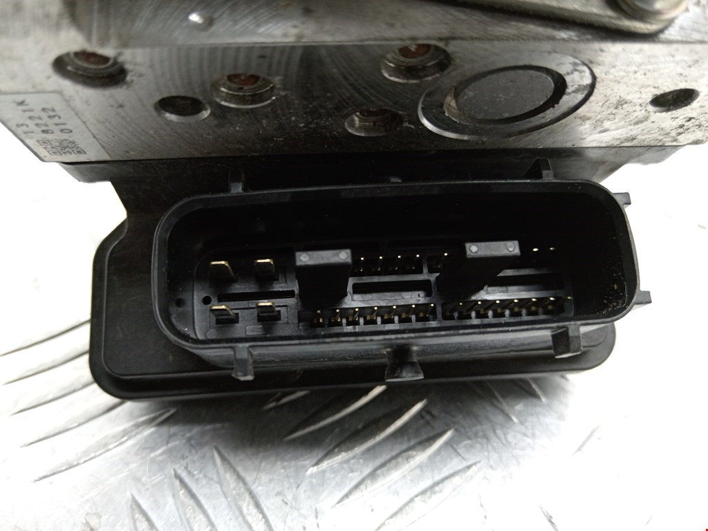Блок ABS (насос) RENAULT Koleos HY 2008-2016