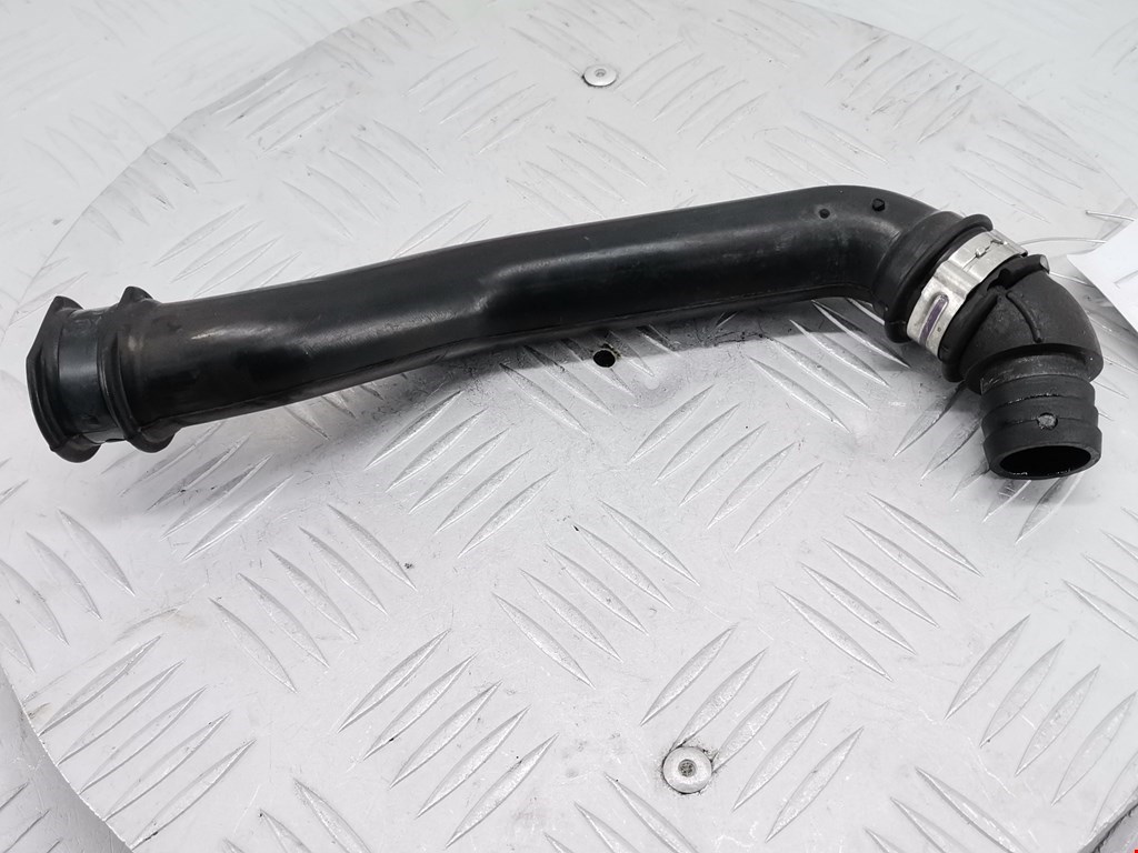 Патрубок вентиляции картерных газов Ford Focus 1 (1998-2005)